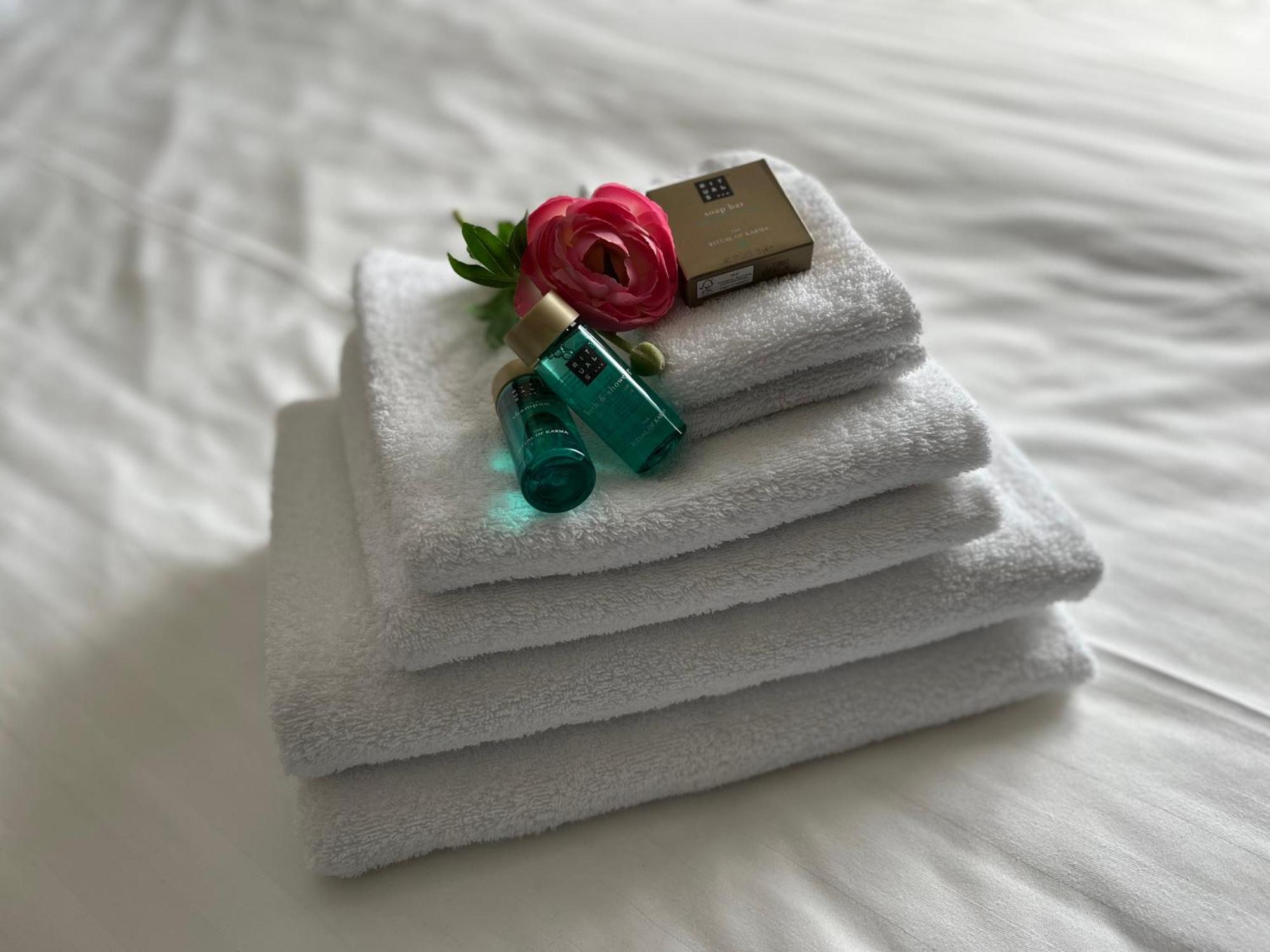 De Tien Wilgen Apartment Oosterblokker Bagian luar foto