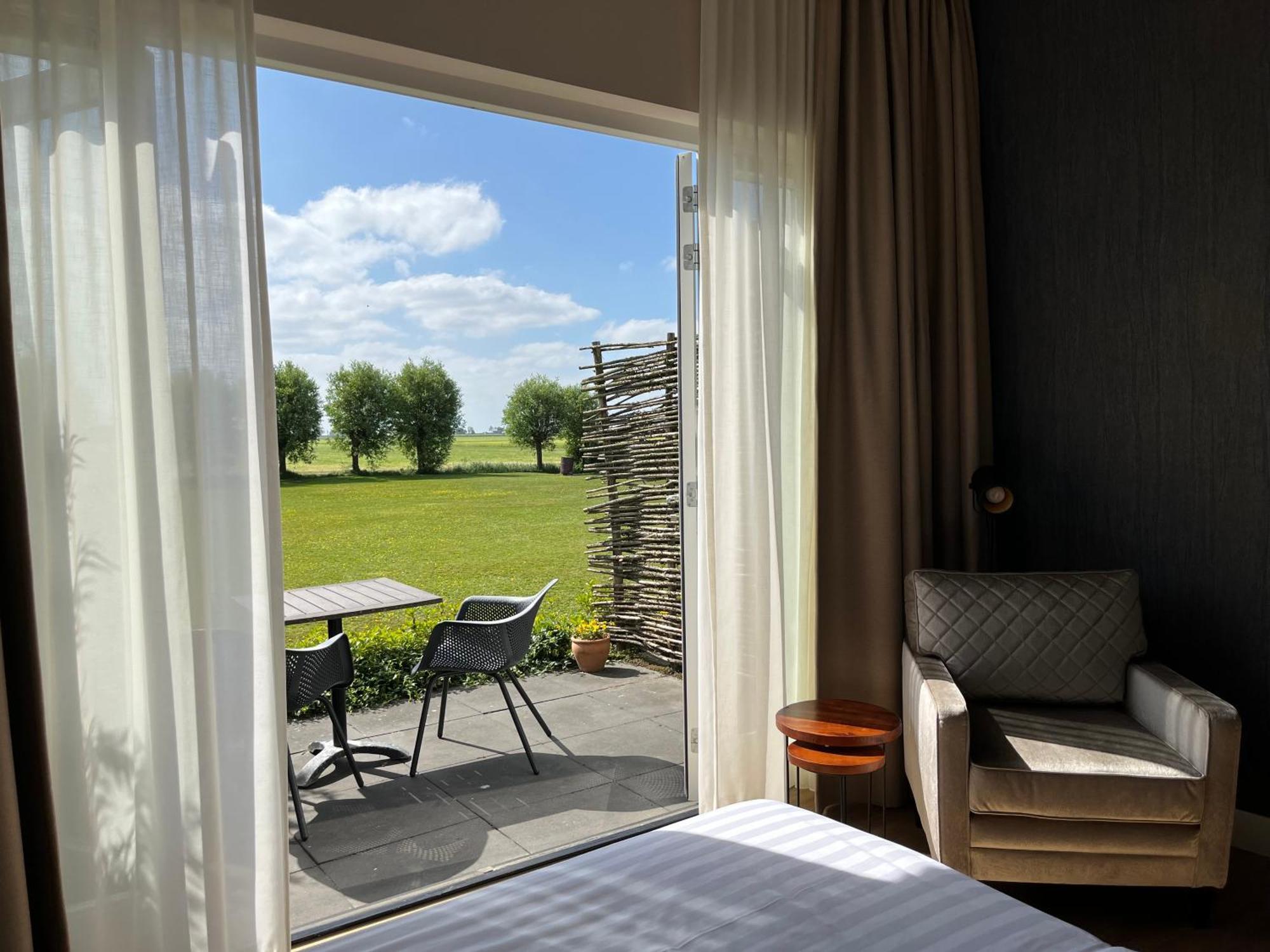 De Tien Wilgen Apartment Oosterblokker Bagian luar foto