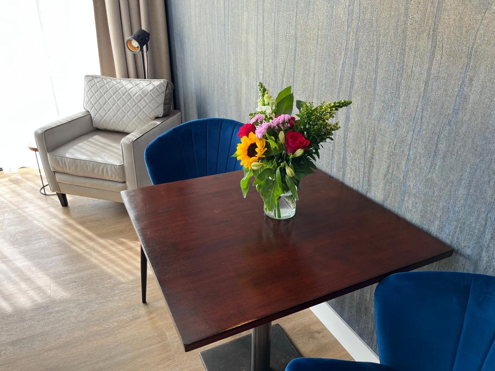 De Tien Wilgen Apartment Oosterblokker Bagian luar foto