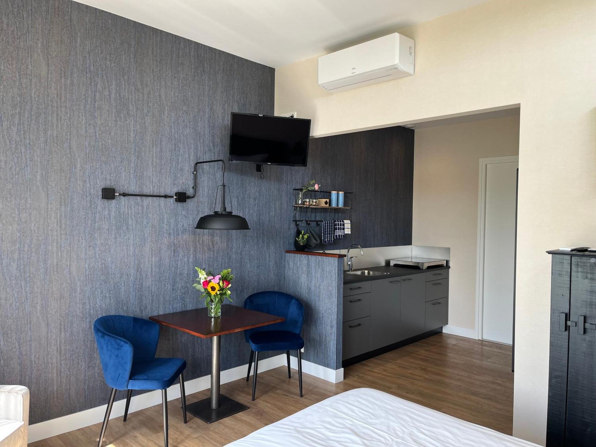 De Tien Wilgen Apartment Oosterblokker Bagian luar foto